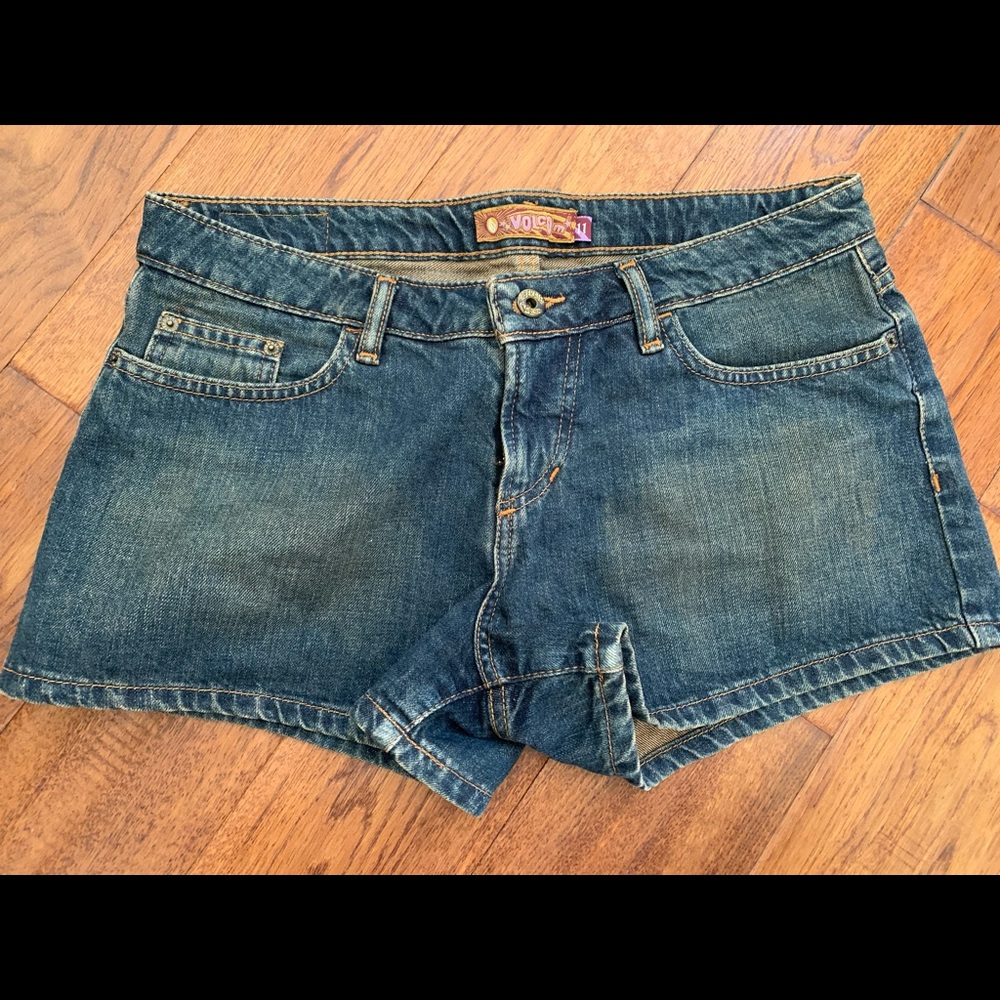 Volcom shorts sz 11